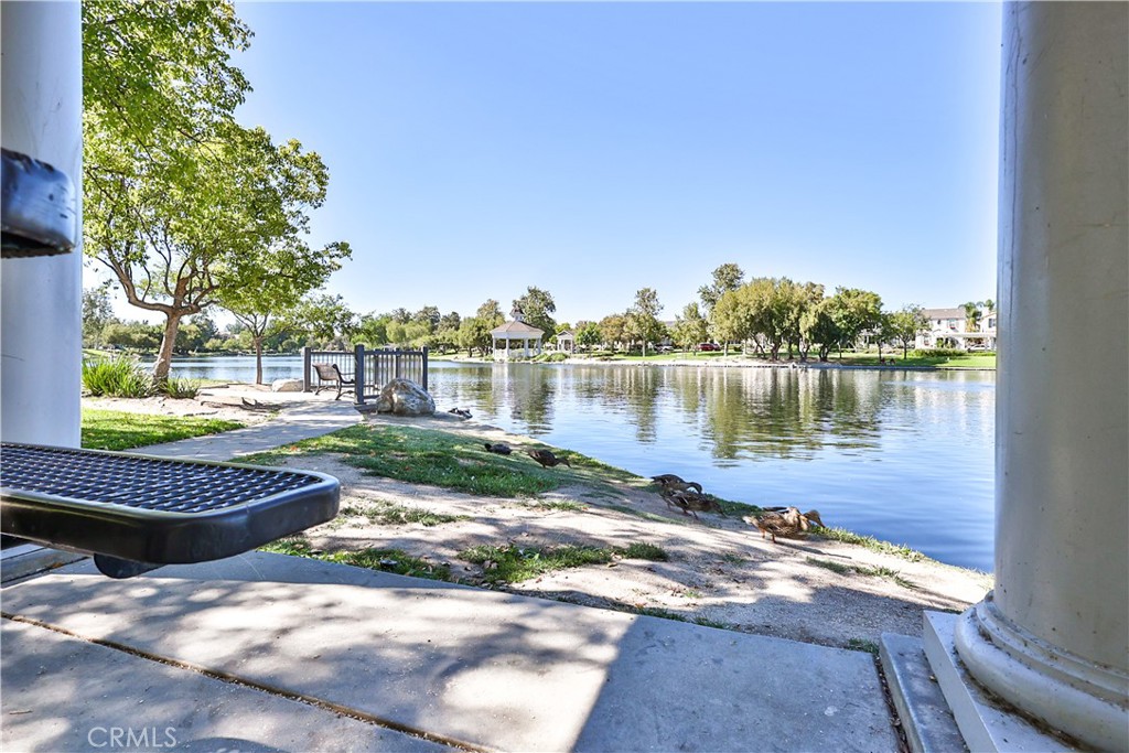 28814 S Lake Dr
