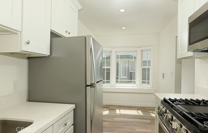 1004 W Clark