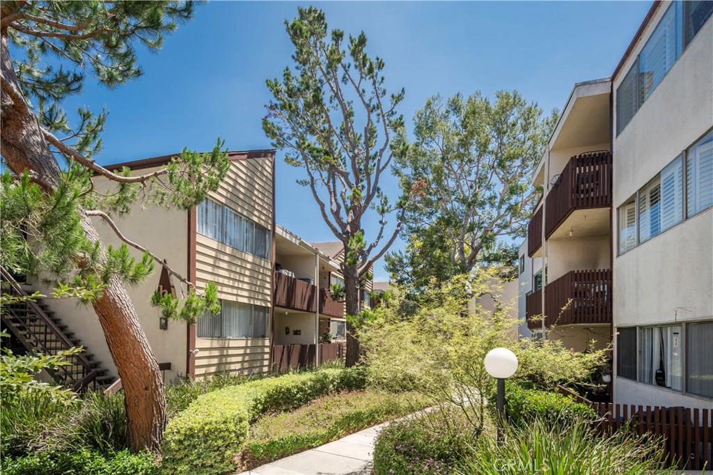 6000 Canterbury Drive D113