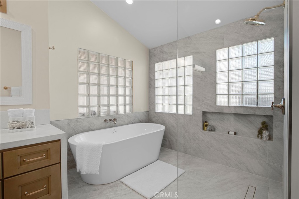 4321 Country Club