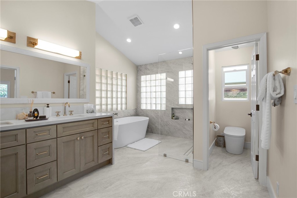 4321 Country Club