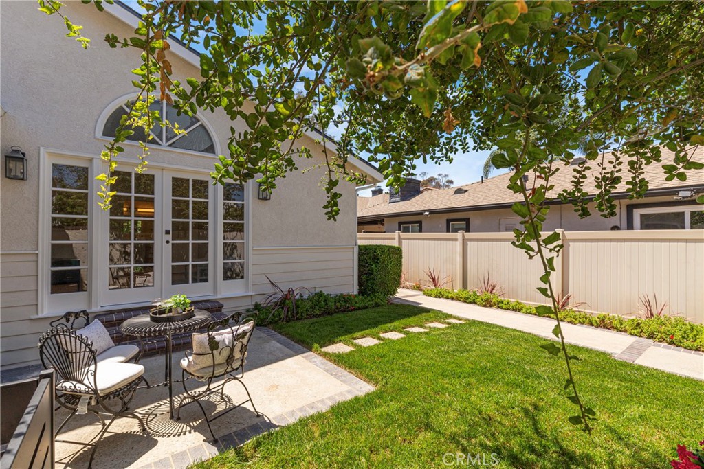4321 Country Club