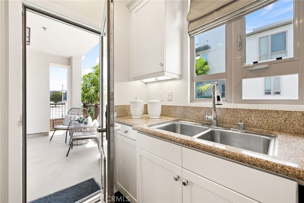 5410 W 149th Place 16