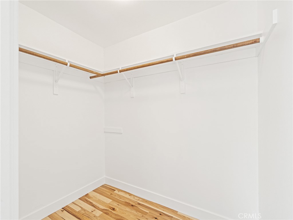 3204 Walnut