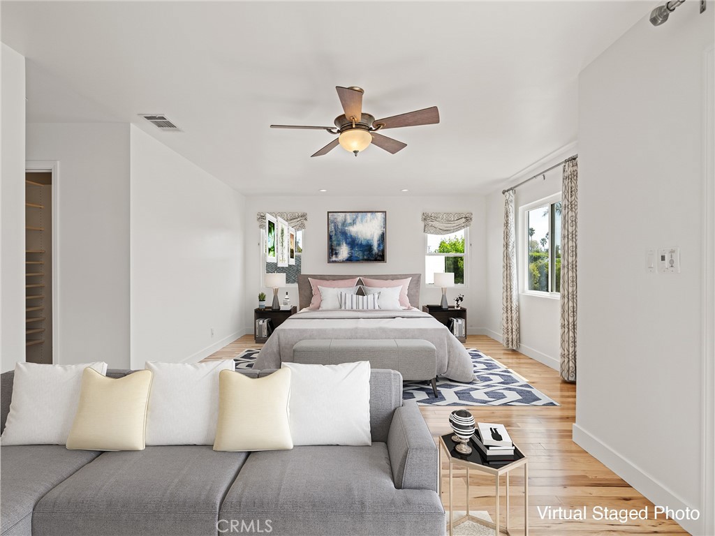 3204 Walnut