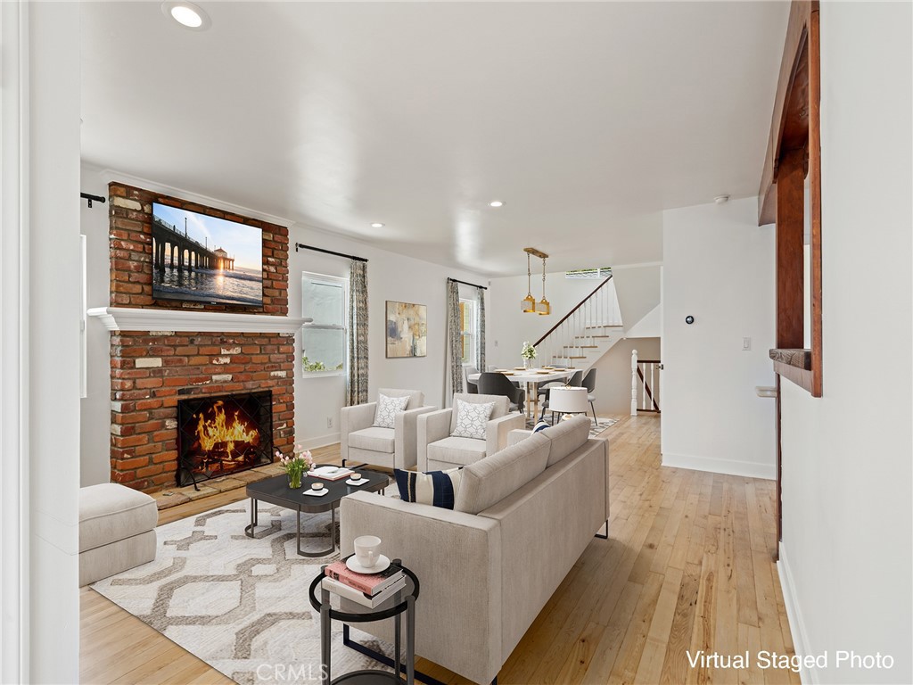 3204 Walnut