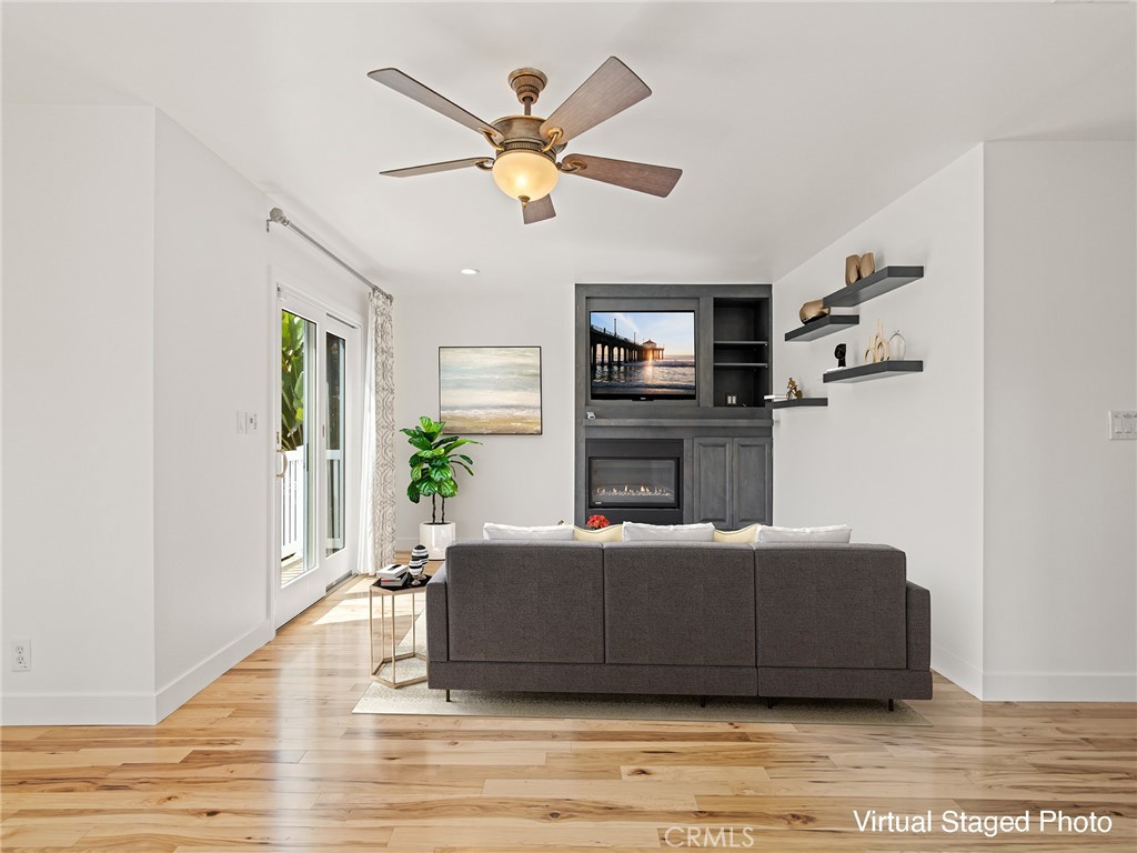 3204 Walnut