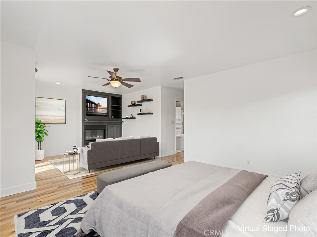 3204 Walnut