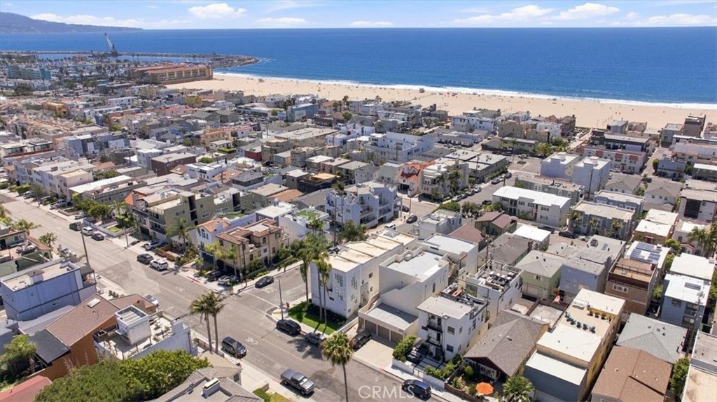225 4th Street