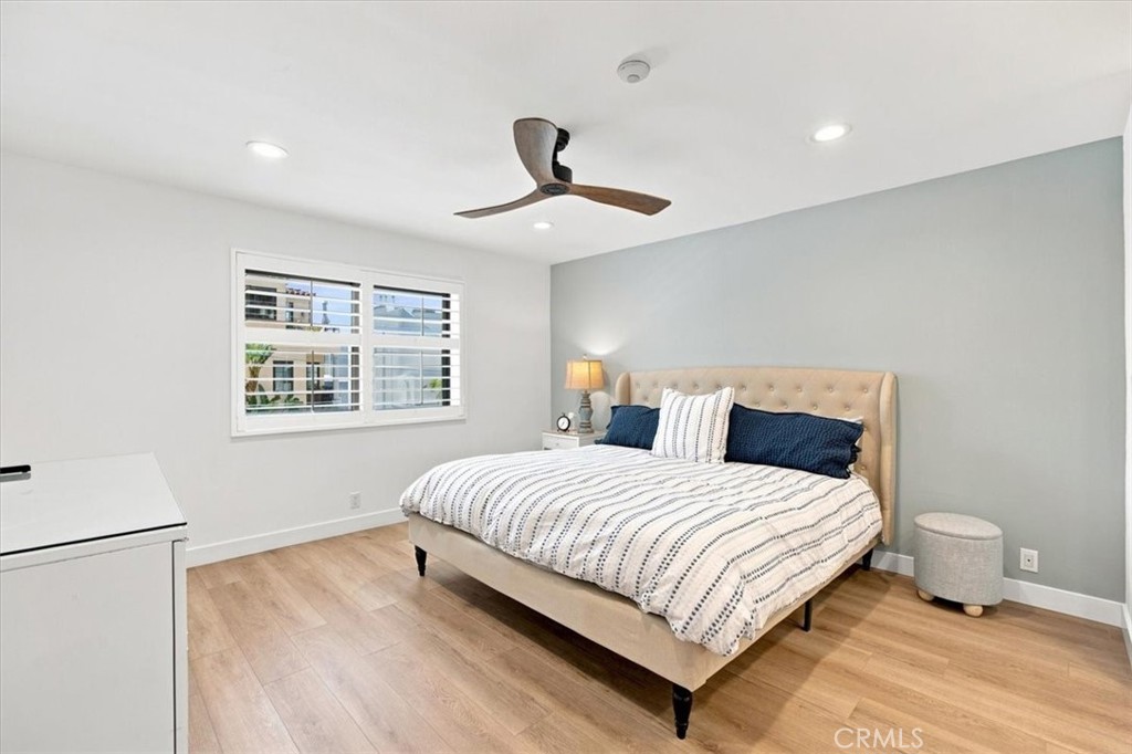 225 4th Street