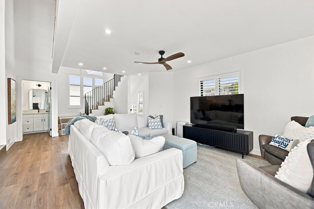 225 4th Street