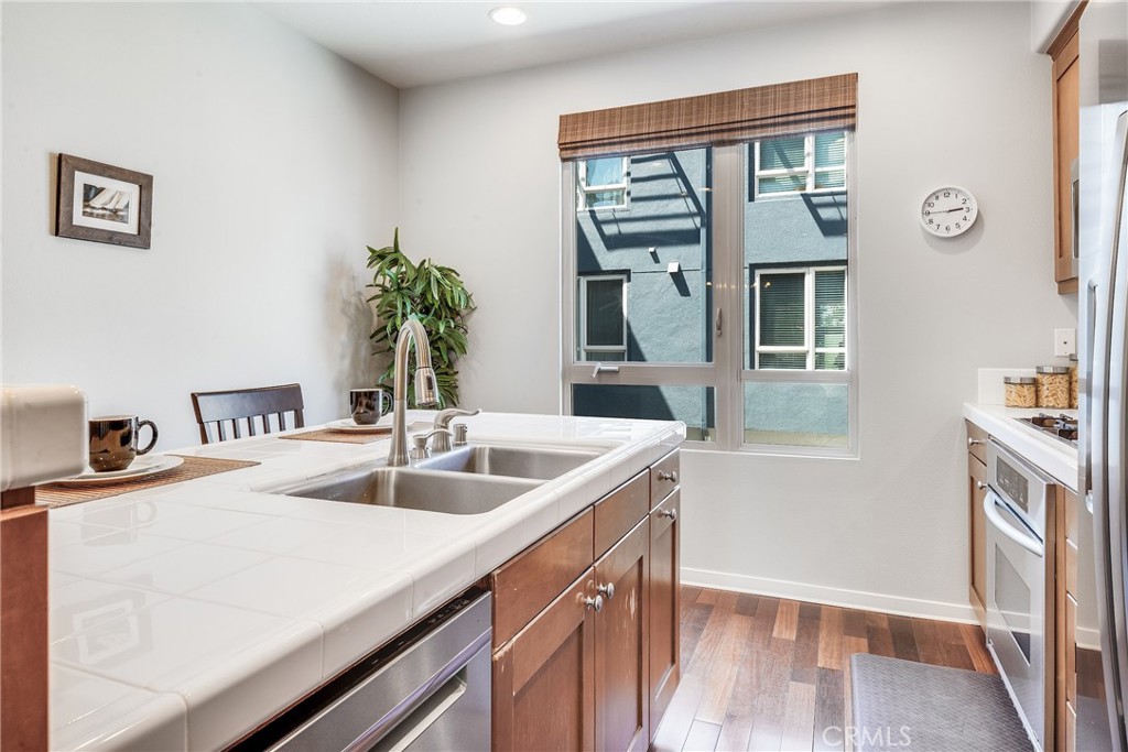 5403 W 149th W 3
