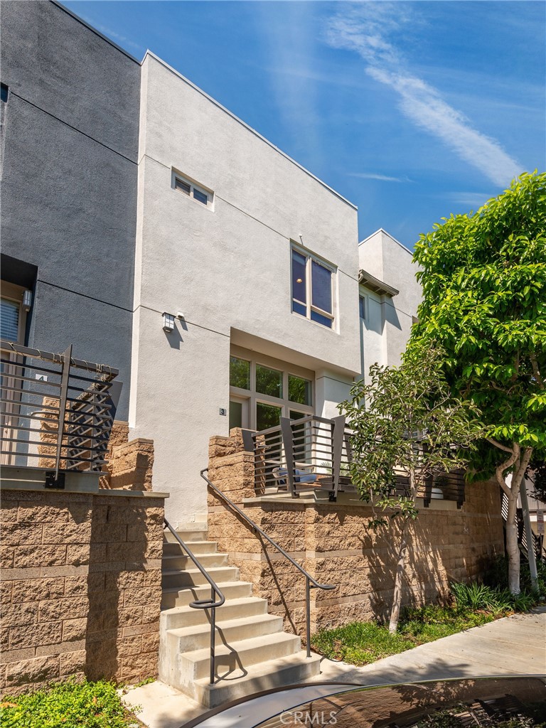 5403 W 149th W 3