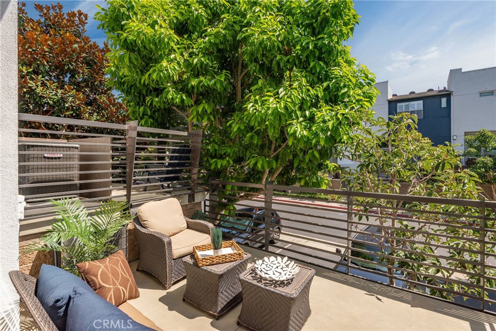 5403 W 149th W 3