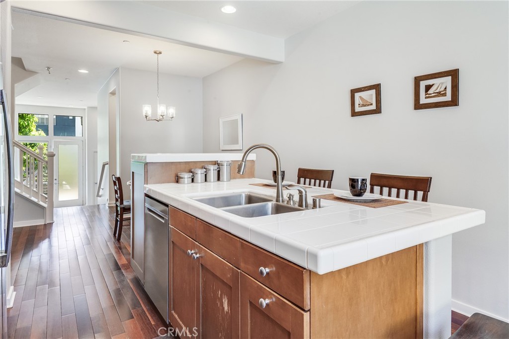 5403 W 149th W 3