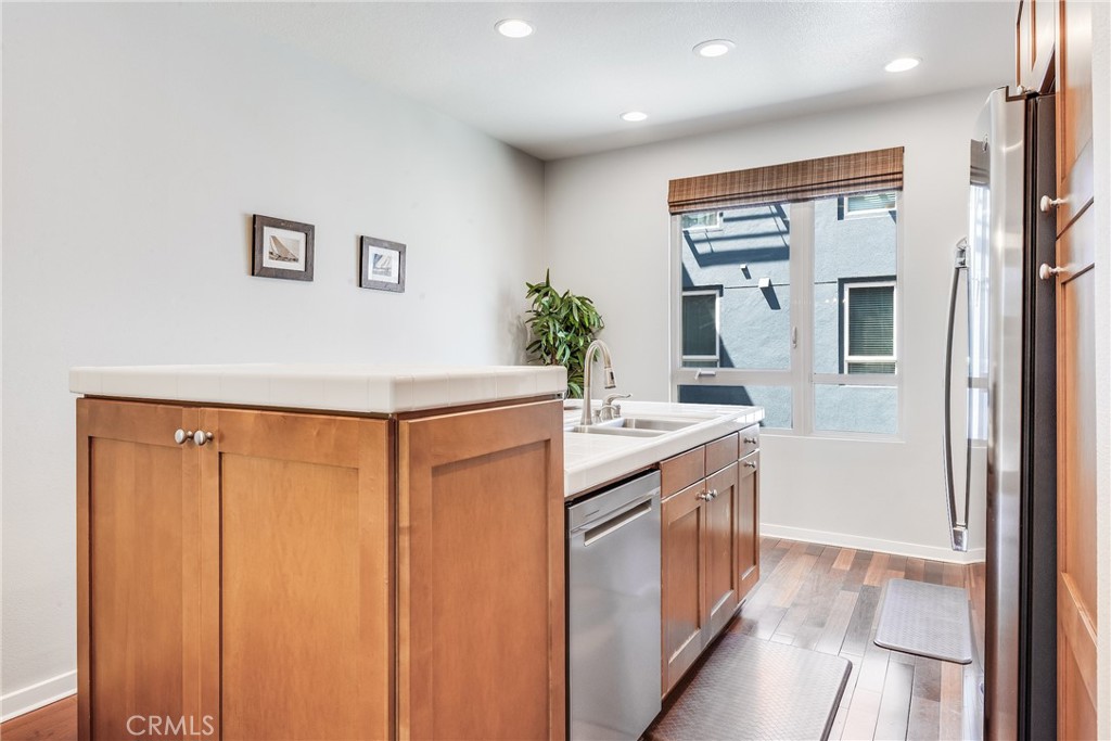 5403 W 149th W 3