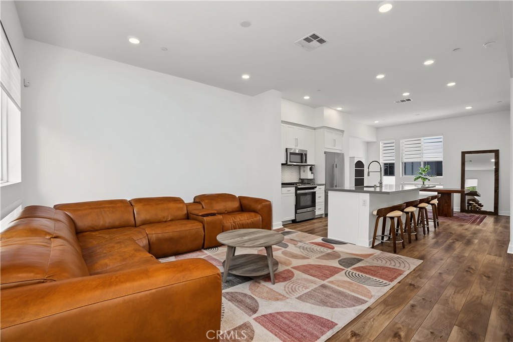283 Dockside Lane