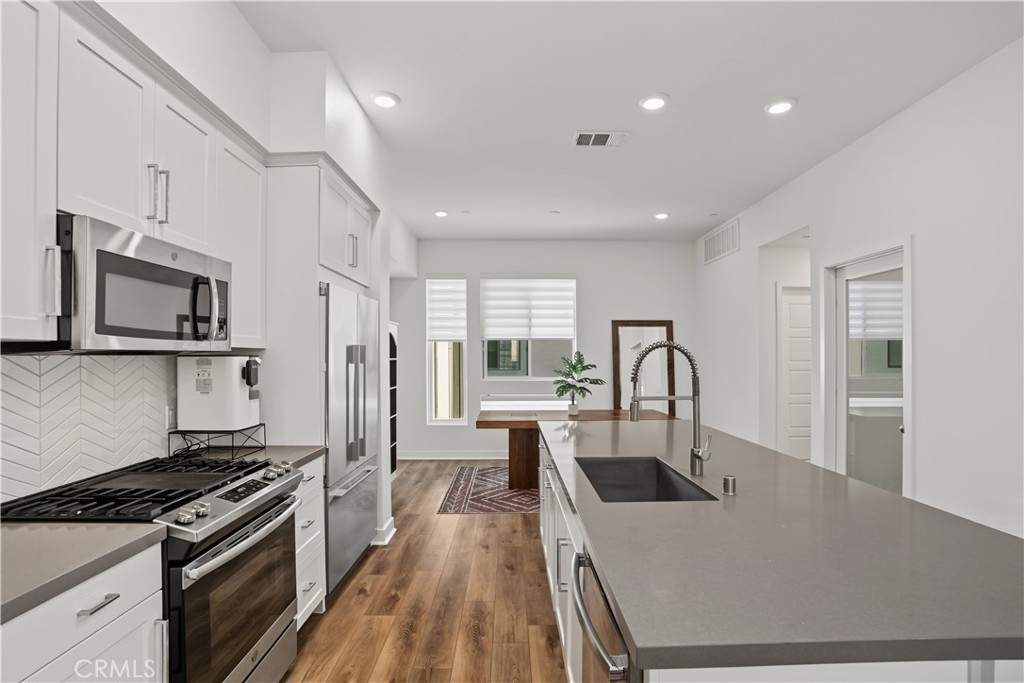 283 Dockside Lane