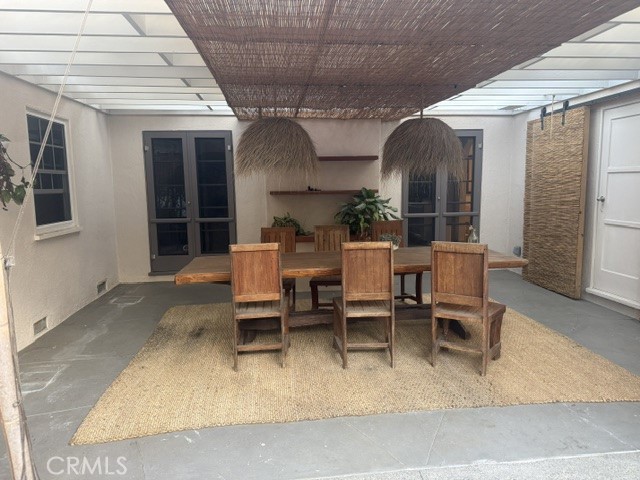 1701 Pier Avenue