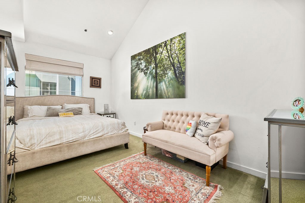 5300 Playa Vista