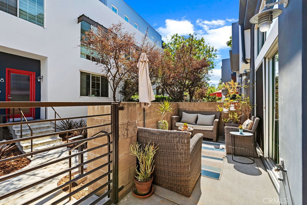5300 Playa Vista