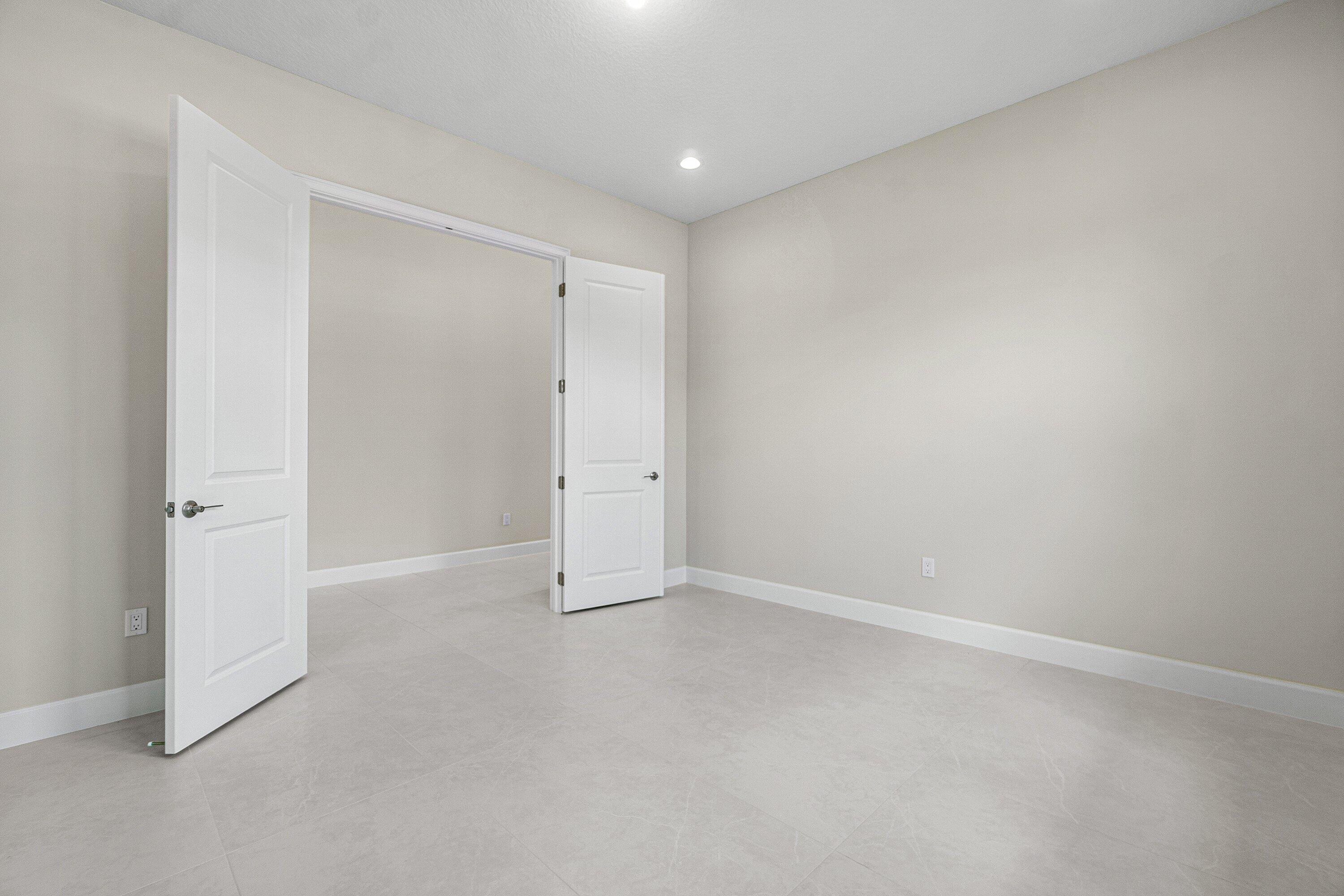 9124 Red Robin Lane