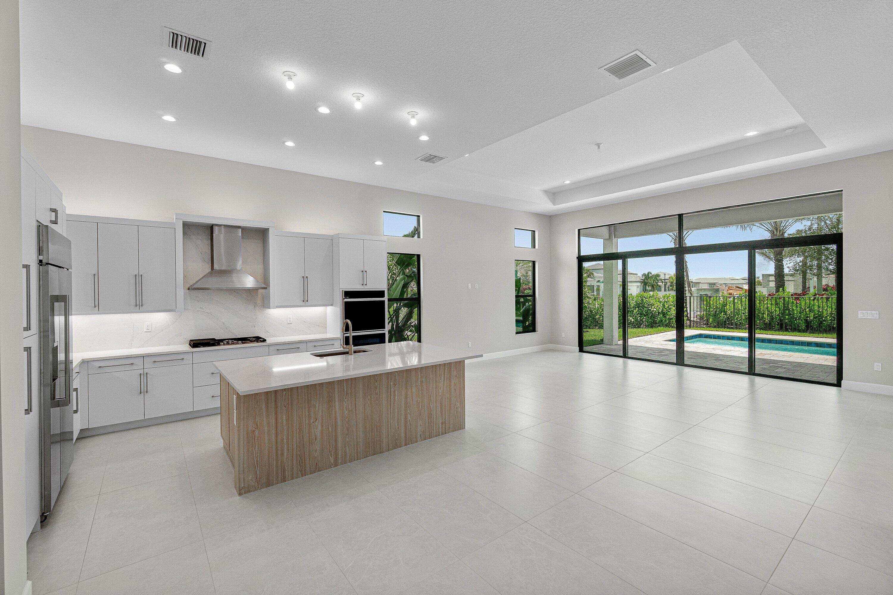 9124 Red Robin Lane