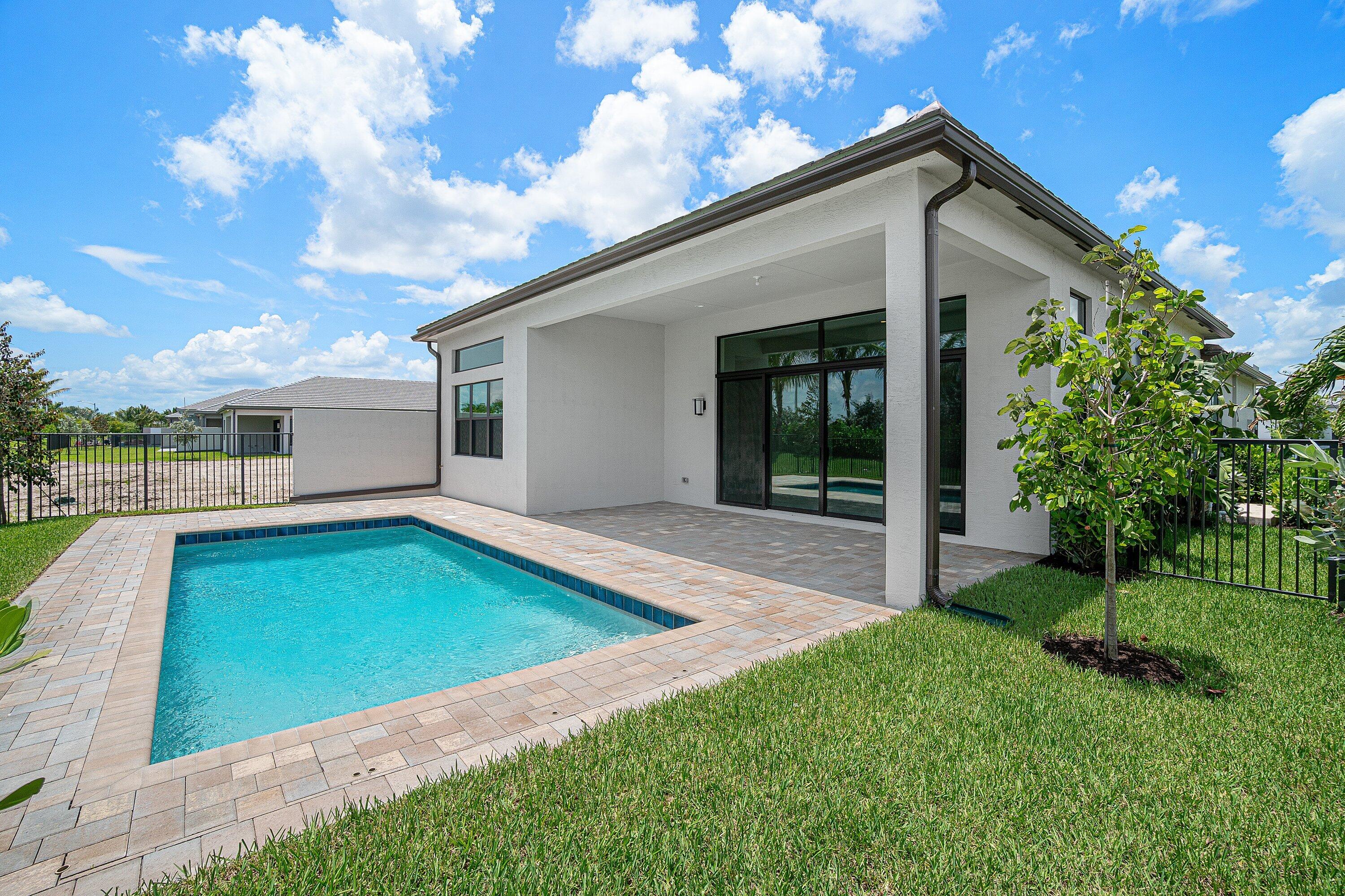 9124 Red Robin Lane