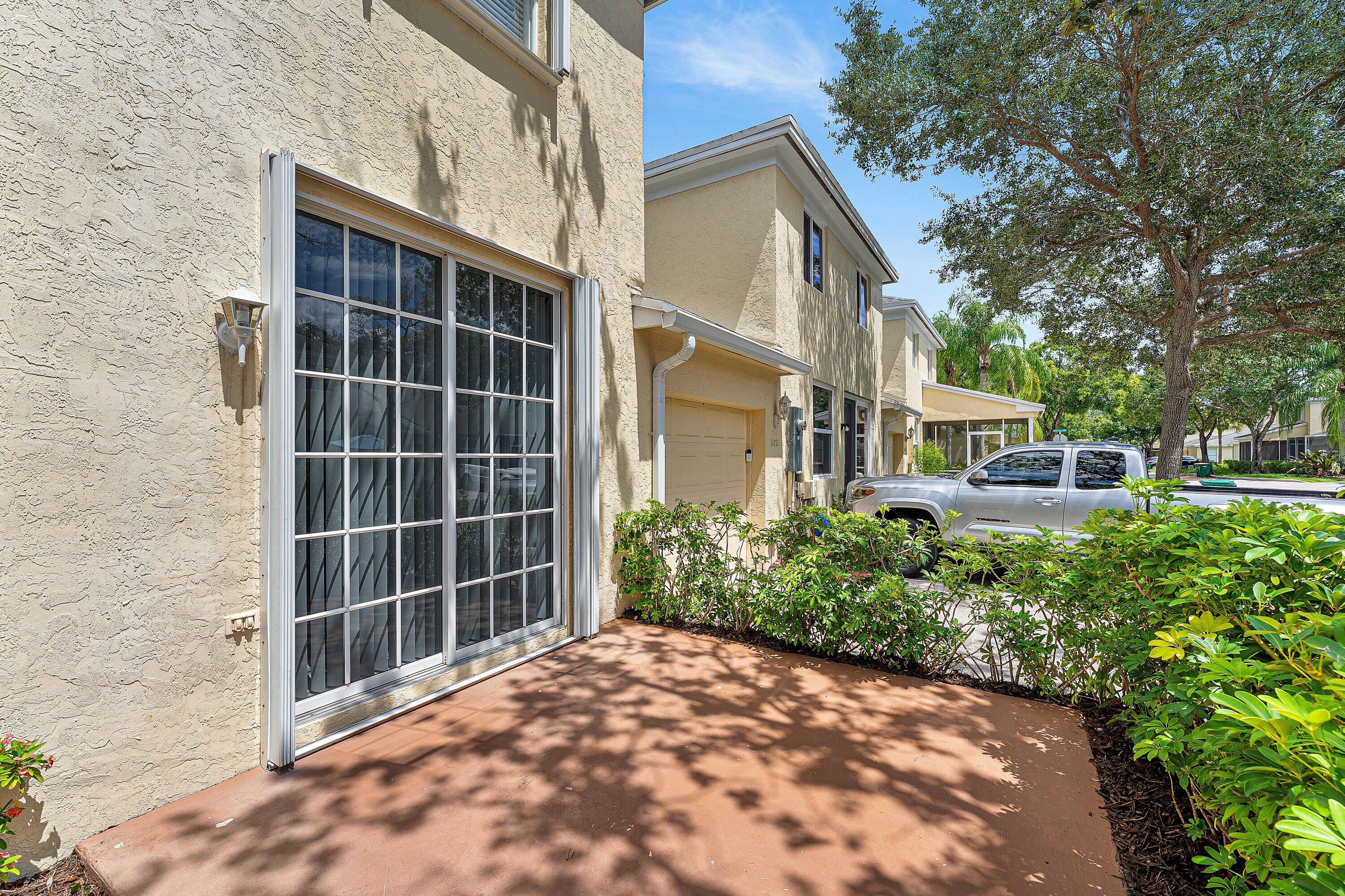 11031 PERIWINKLE Lane