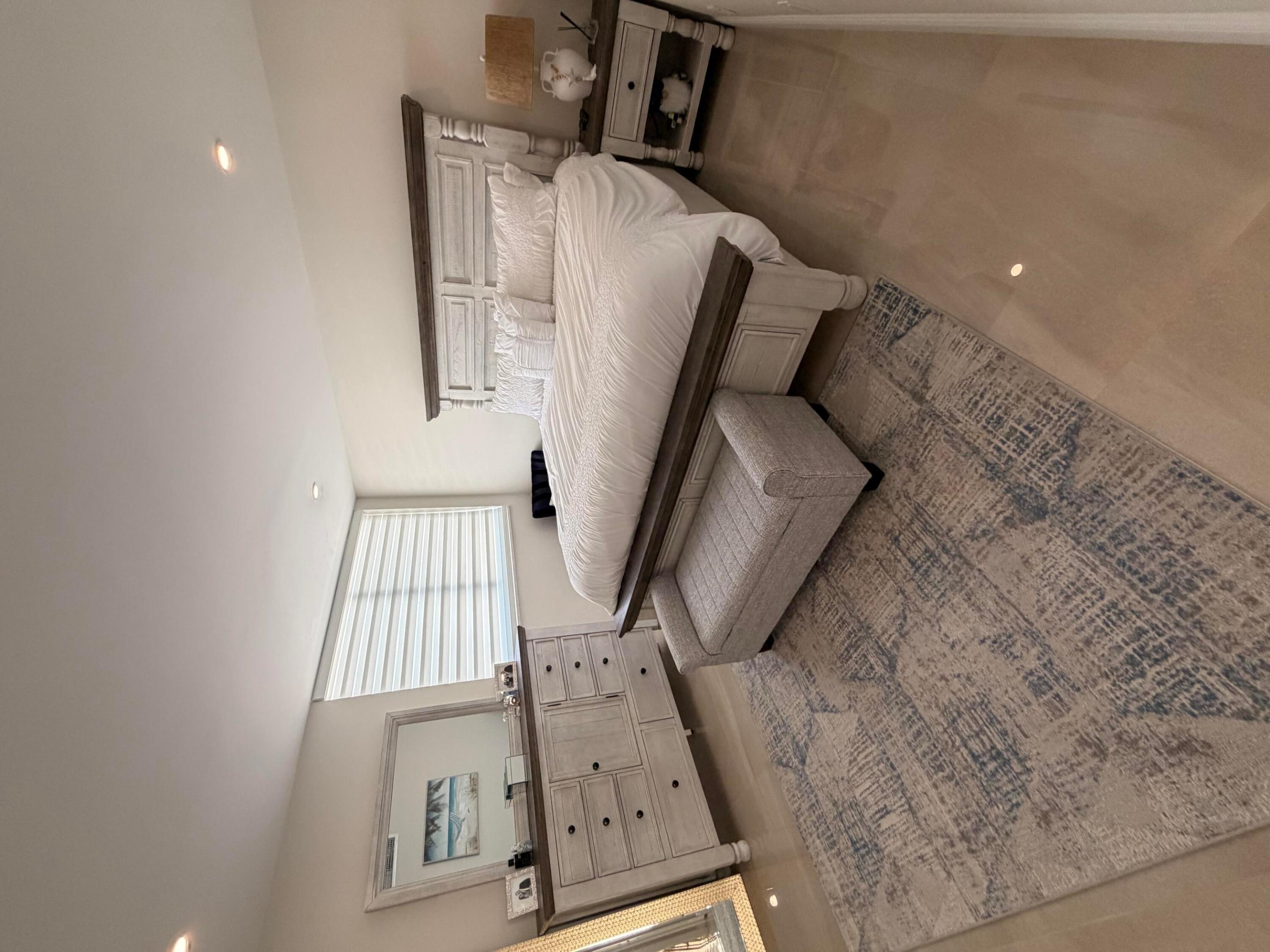2000 S OCEAN Boulevard 402