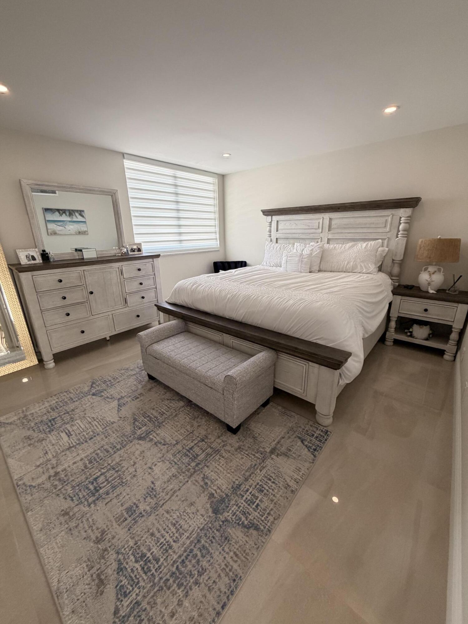 2000 S OCEAN Boulevard 402