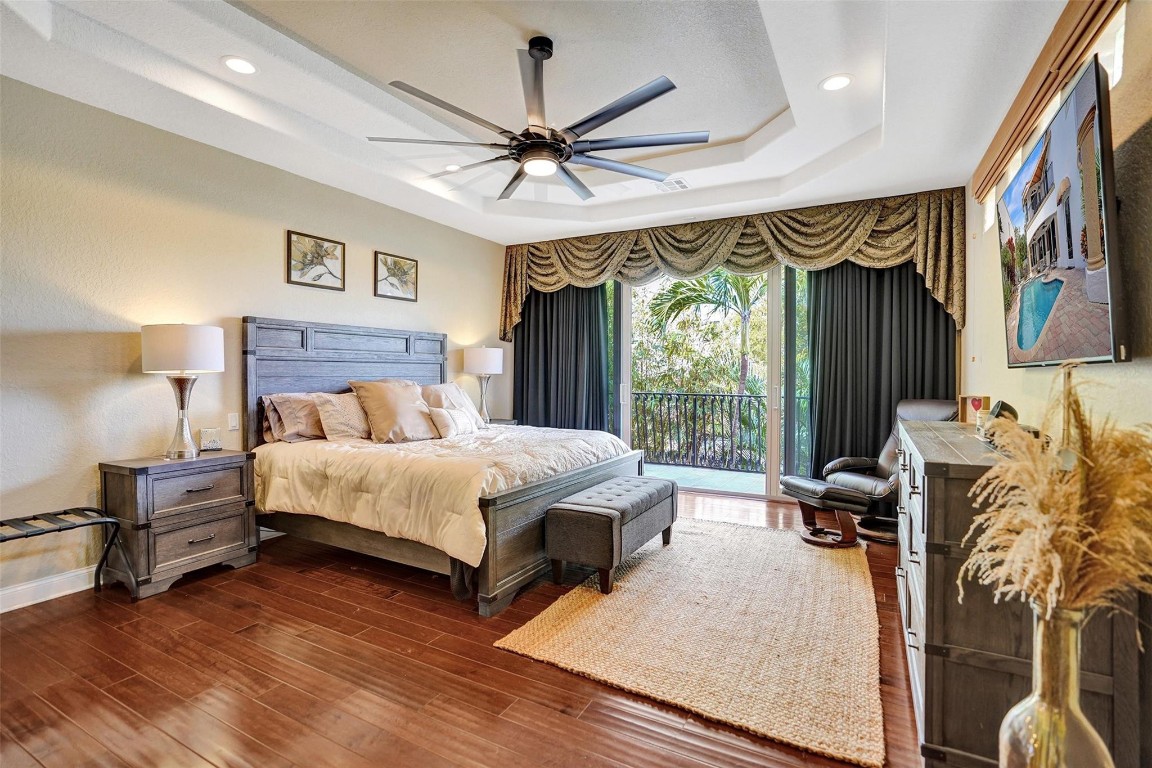 373 Pelican Way