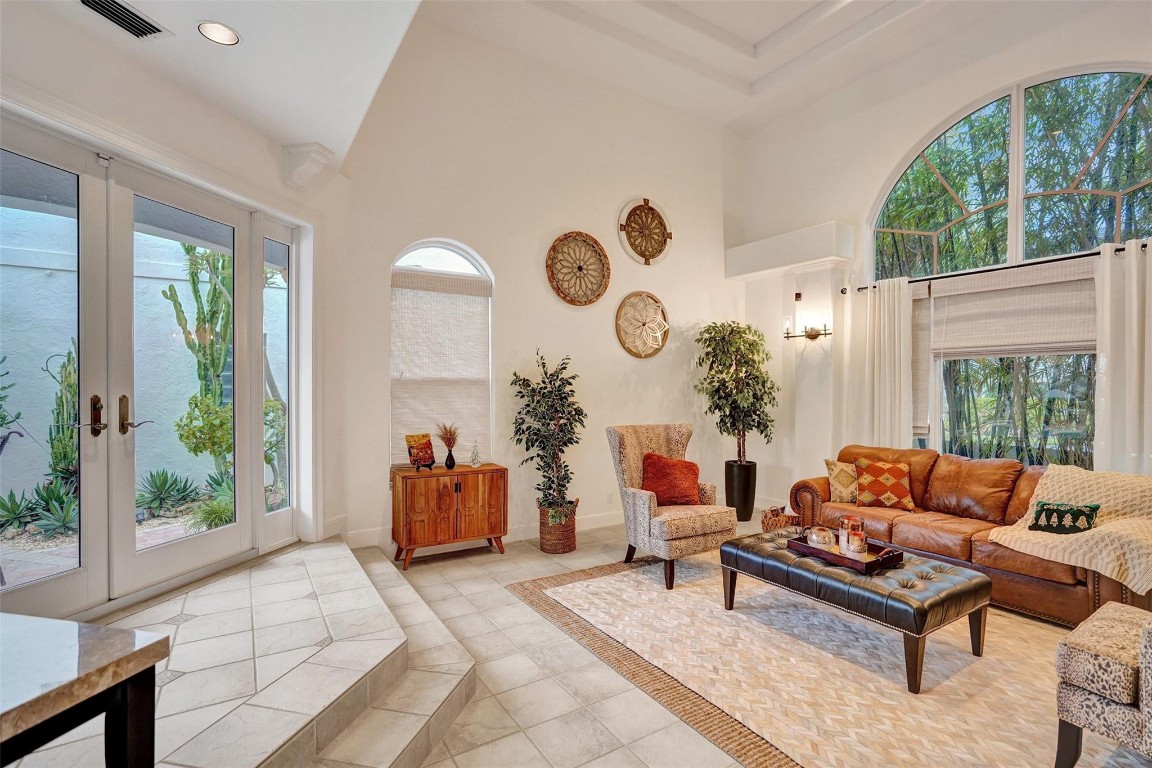 373 Pelican Way