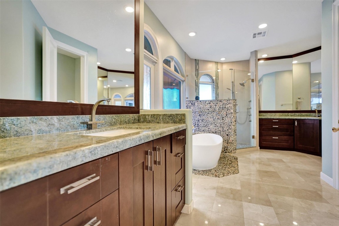 373 Pelican Way