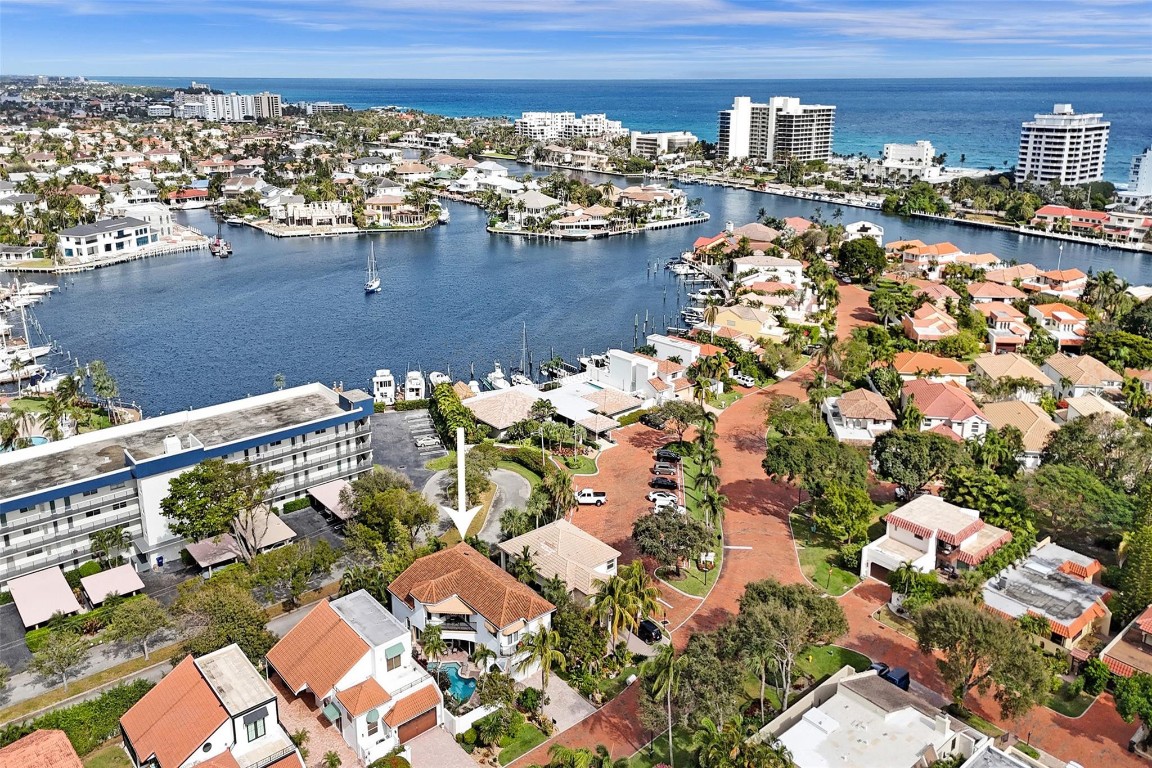 373 Pelican Way