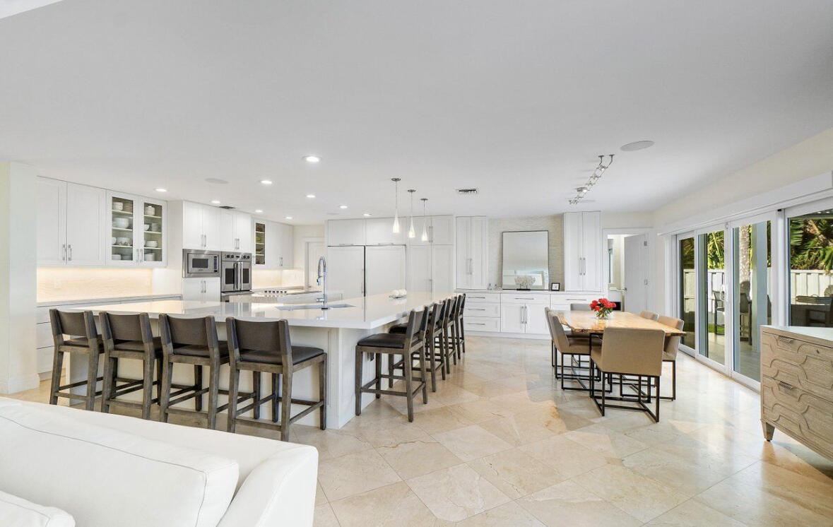 943 Fern Drive