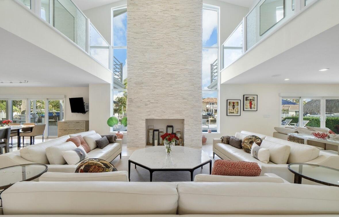 943 Fern Drive