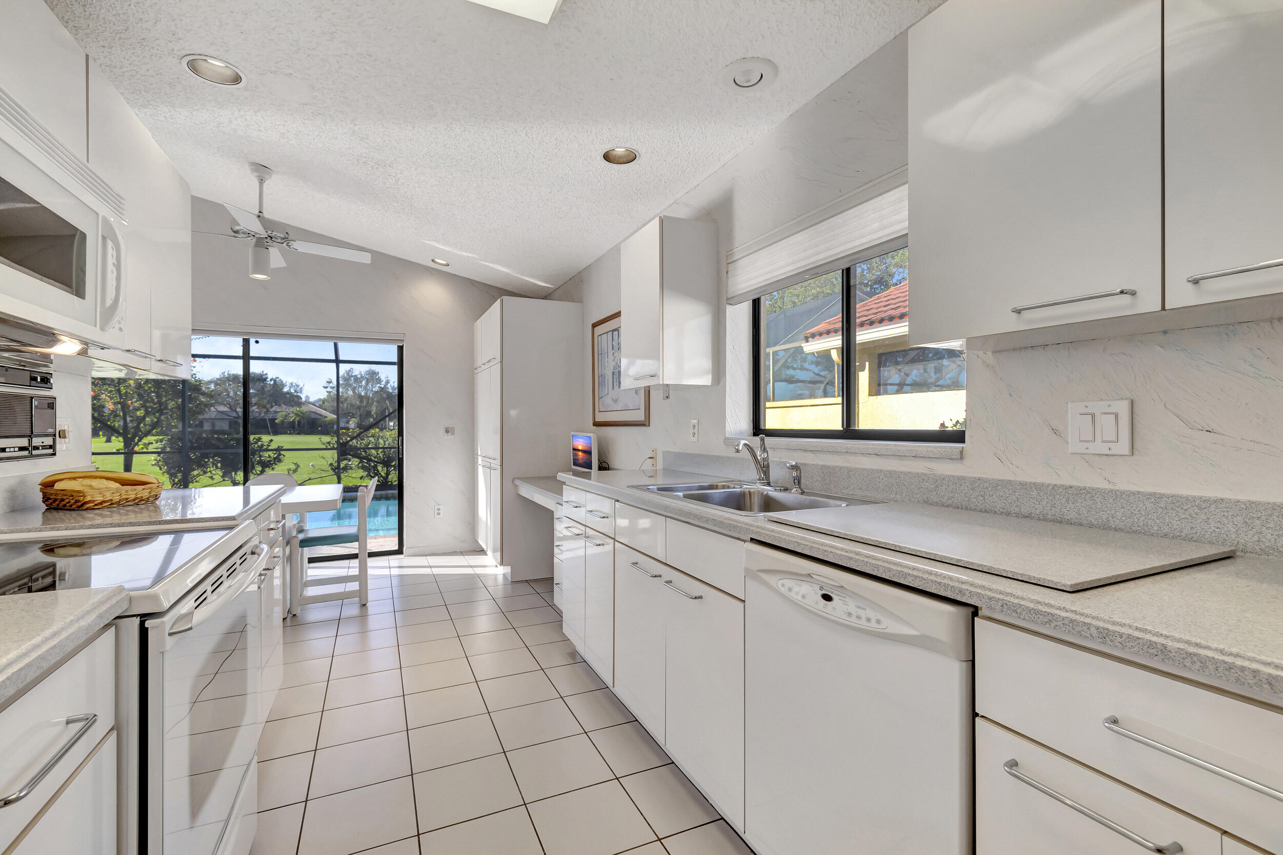 10796 White Aspen Lane