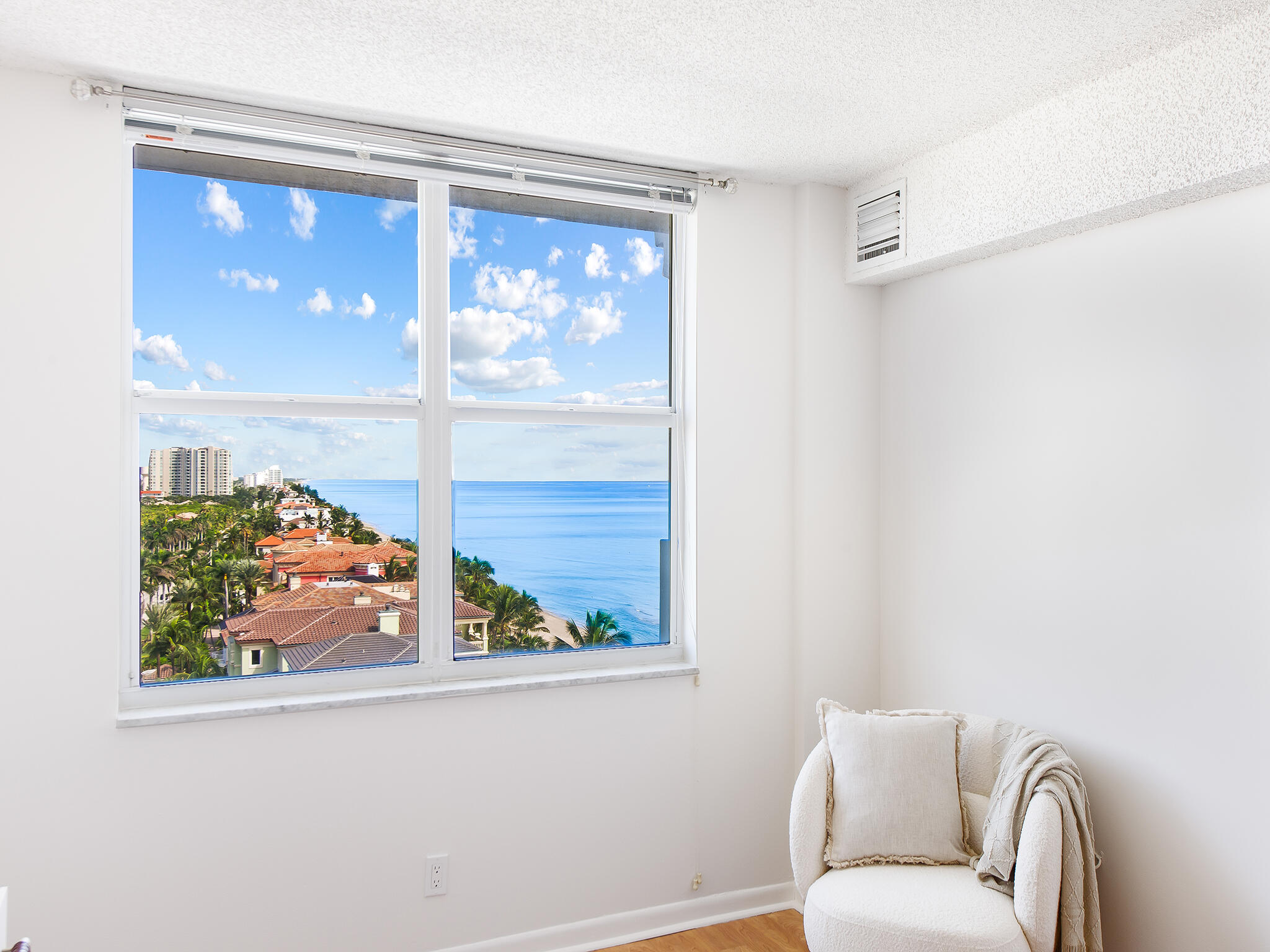 4505 S Ocean Boulevard 1004