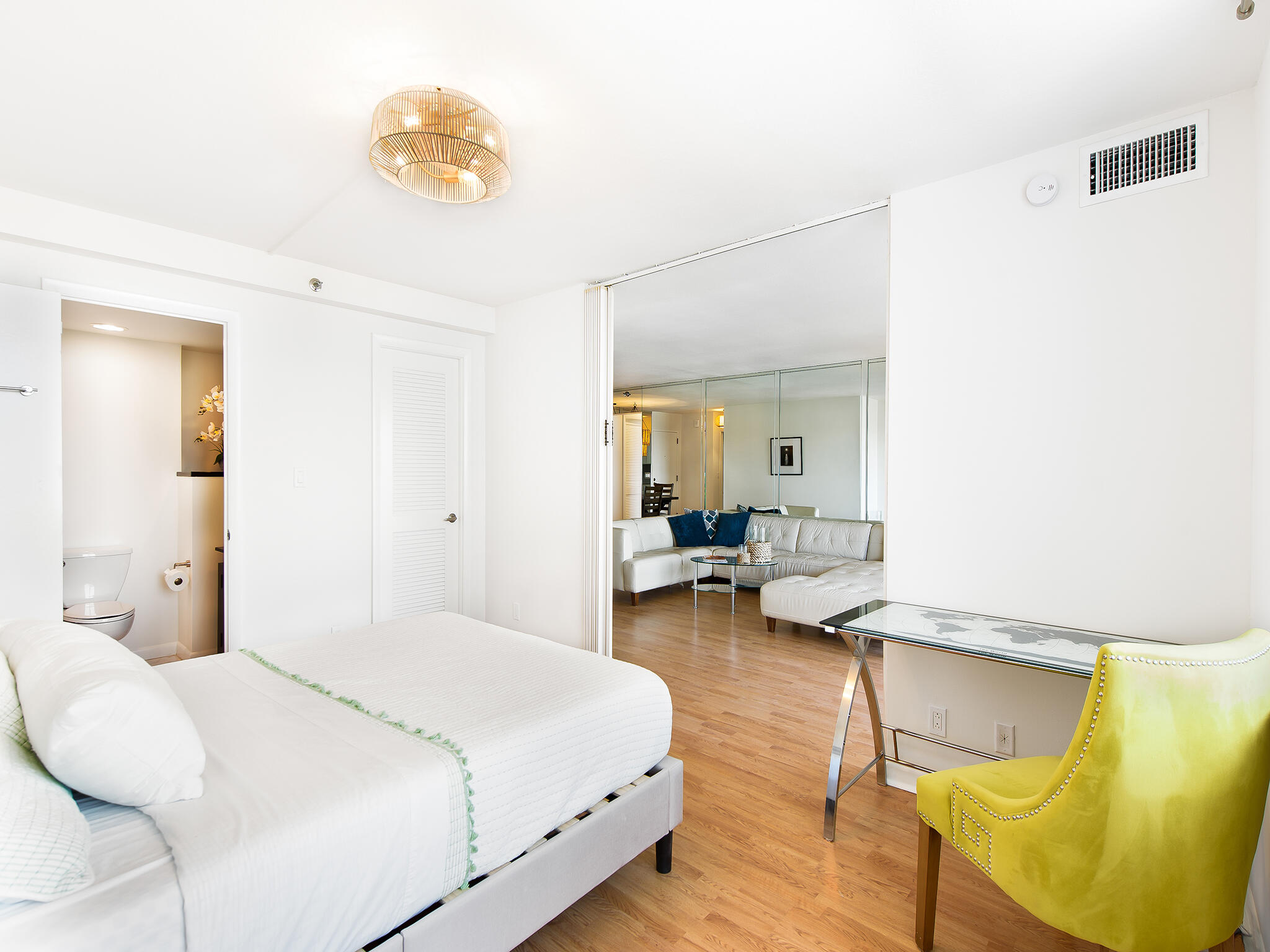 4505 S Ocean Boulevard 1004