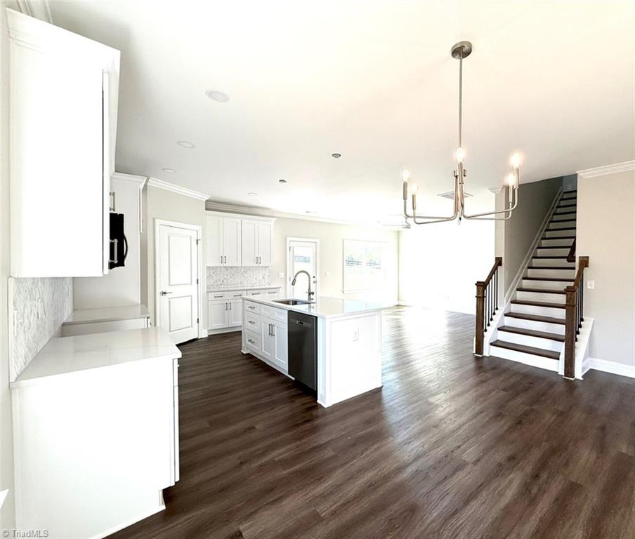 120 Scenic View Trail