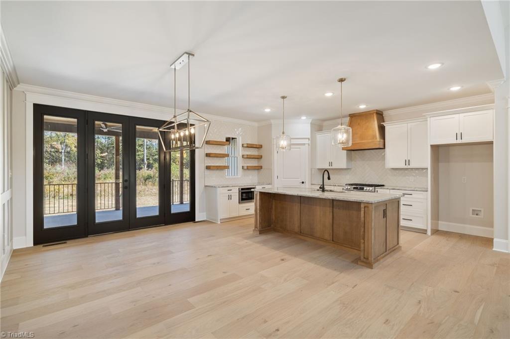 519 S Bunker Hill Road