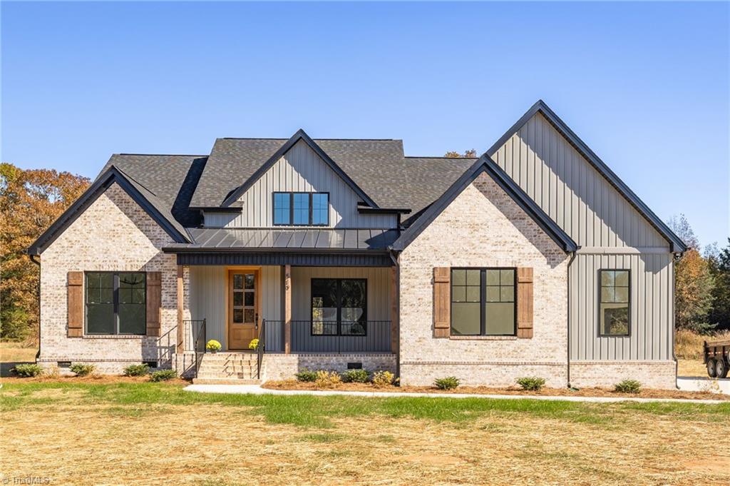 519 S Bunker Hill Road