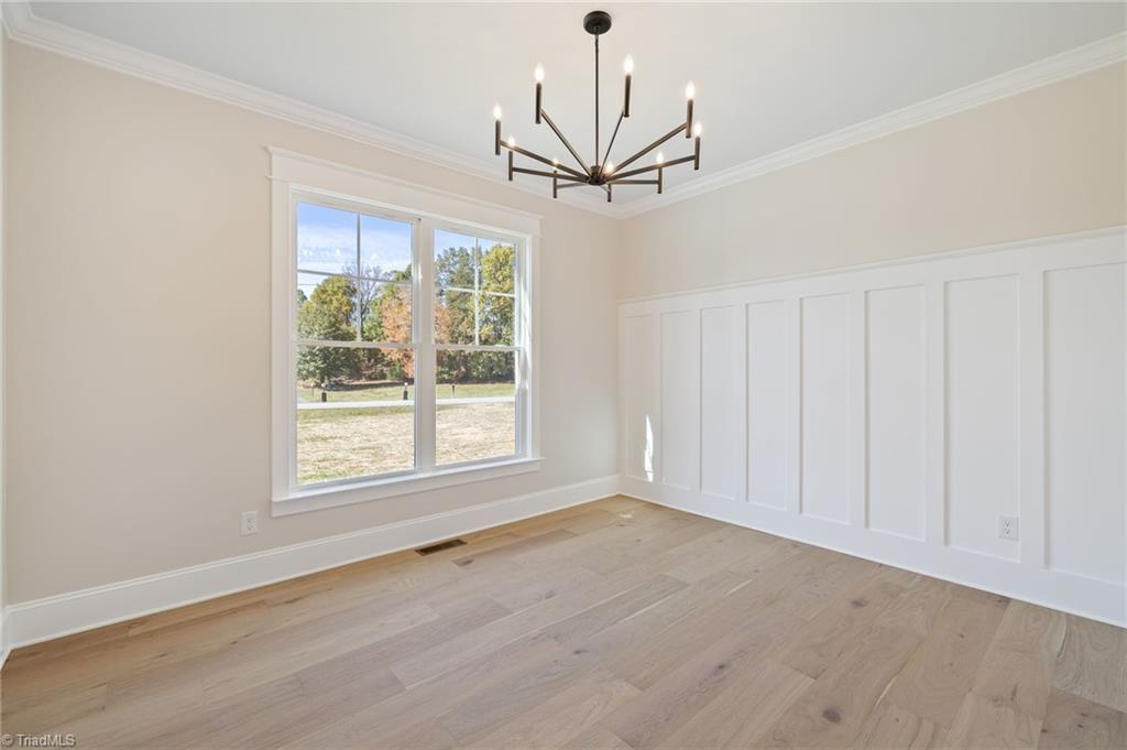 519 S Bunker Hill Road