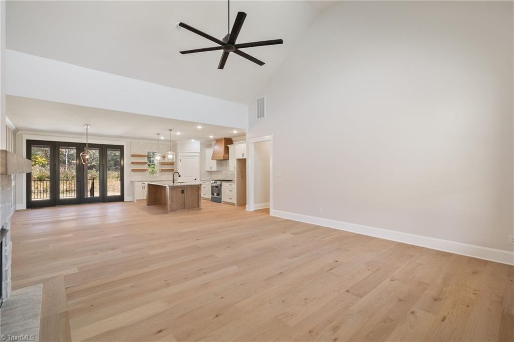 519 S Bunker Hill Road