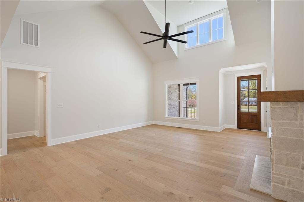 519 S Bunker Hill Road