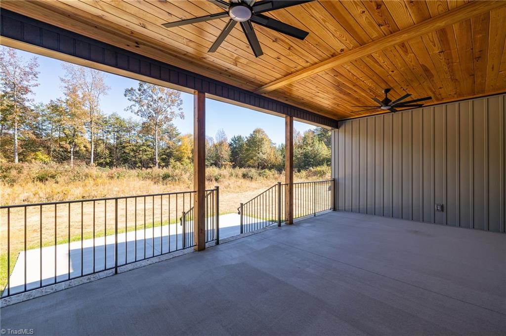 519 S Bunker Hill Road