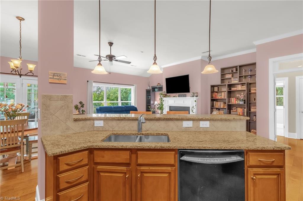 515 Silverbrook Court, Winston-Salem
