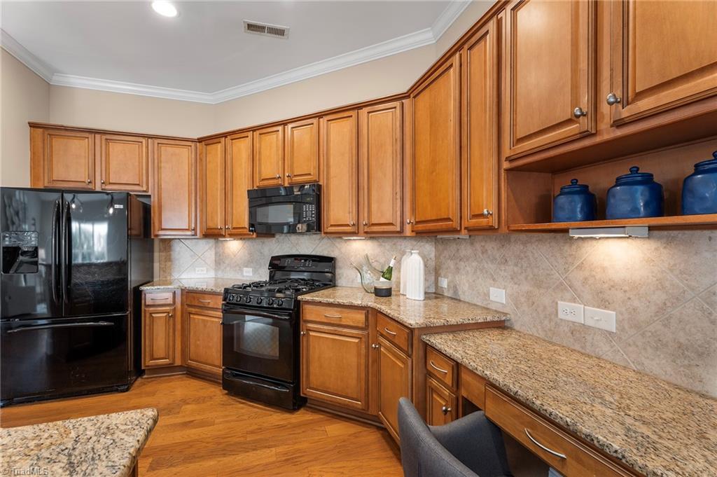 515 Silverbrook Court, Winston-Salem