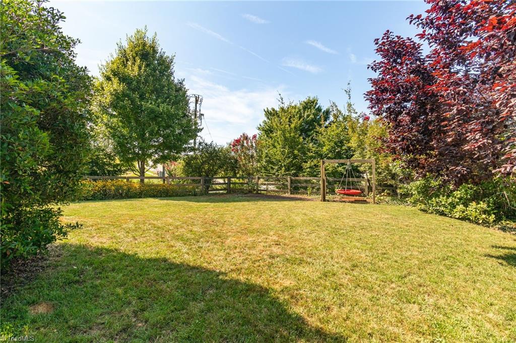 515 Silverbrook Court, Winston-Salem
